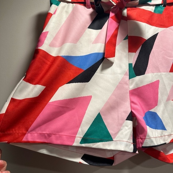 Lili Sidonio Short Geo Printed Funky Multicolor Broken Glass Pattern. NWT Large - Picture 7 of 16